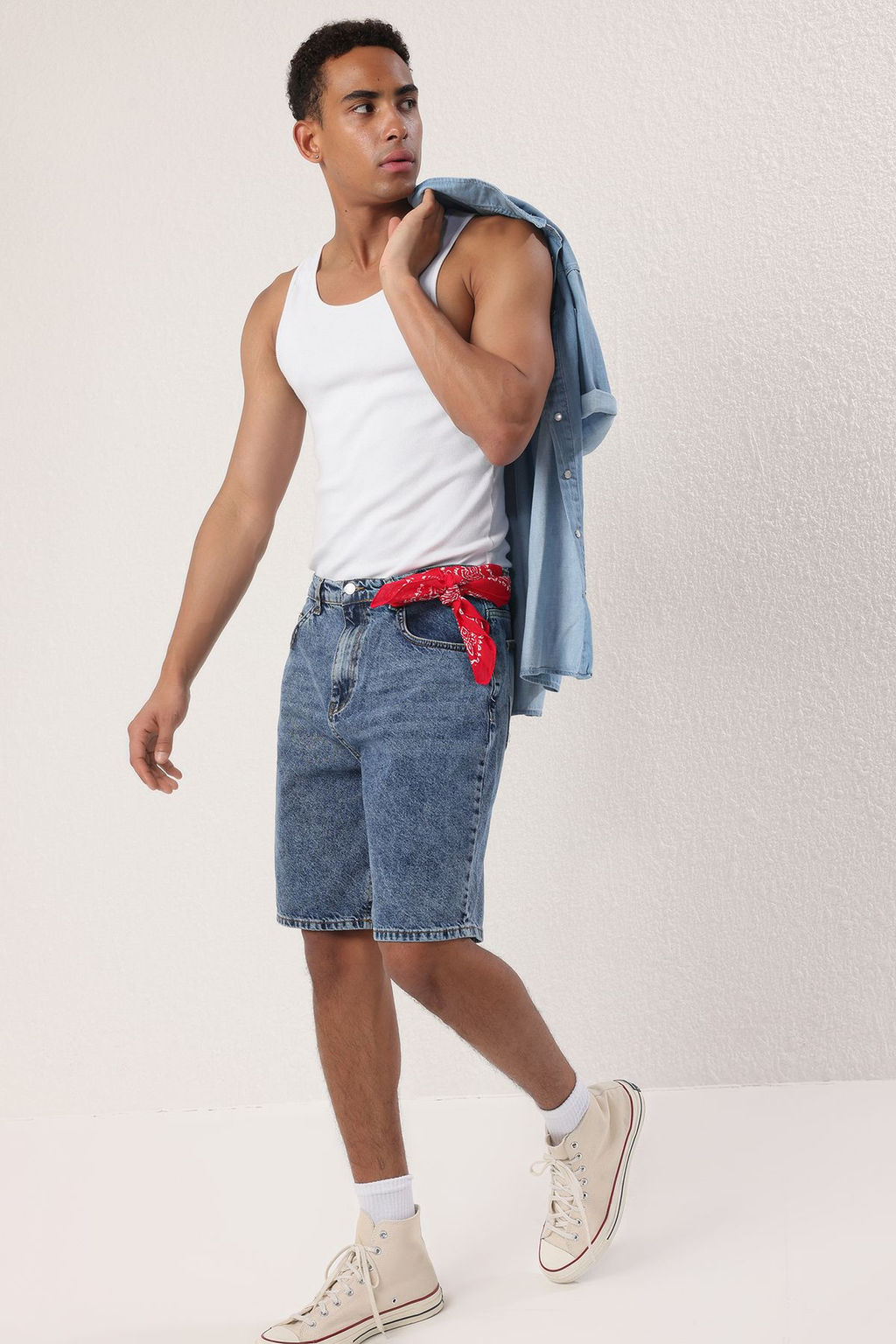 TRENDYOL MAN Mavi Baggy Fit More Sustinable Kot Sort TMNSS25SR00054 - Trendyolmilla фото 10