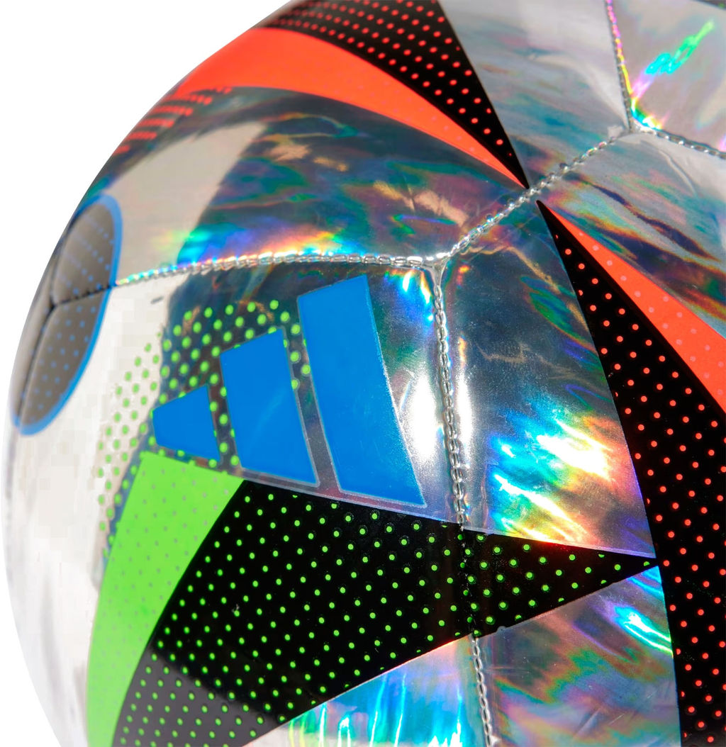 Мяч футбольный