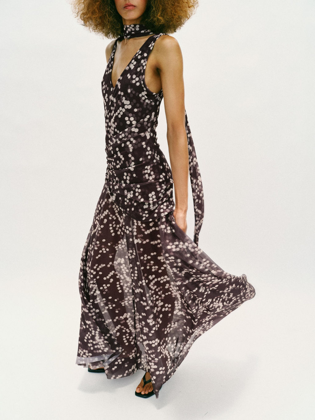 VESTIDO LARGO TUL LUNARES / Marr?n / Crudo - Zara фото 6