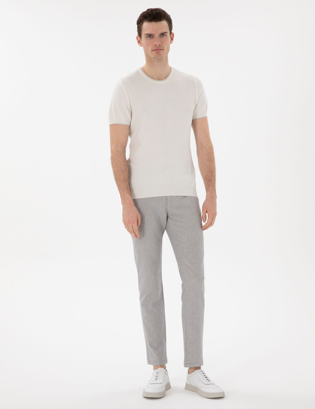 Ekru Slim Fit Bisiklet Yaka Triko Ti__rt