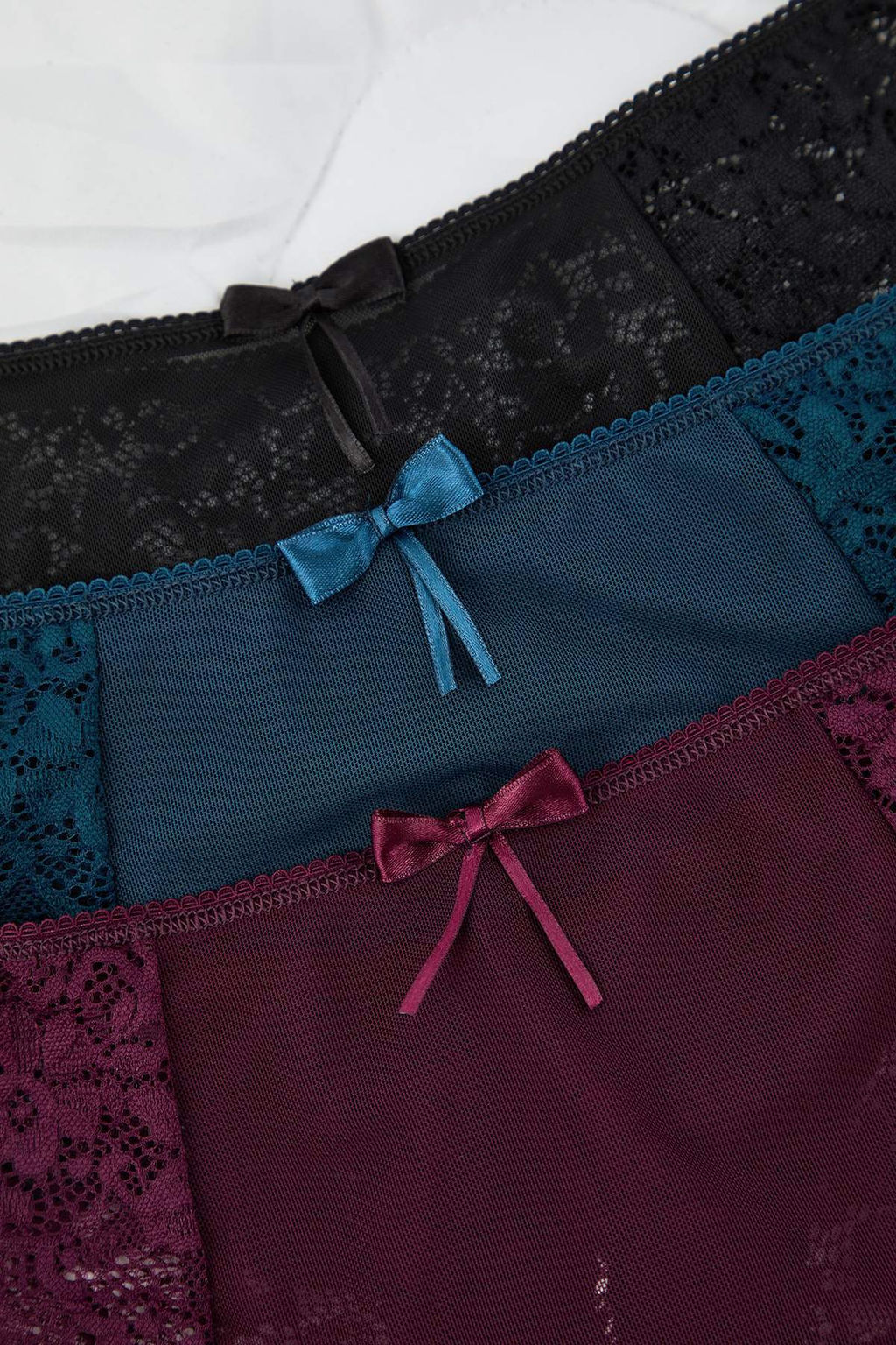 Cok Renkli 3lu Dantel Dantel Detayl? Duz Brazilian Kulot THMAW26KU00027 - Trendyolmilla фото 2