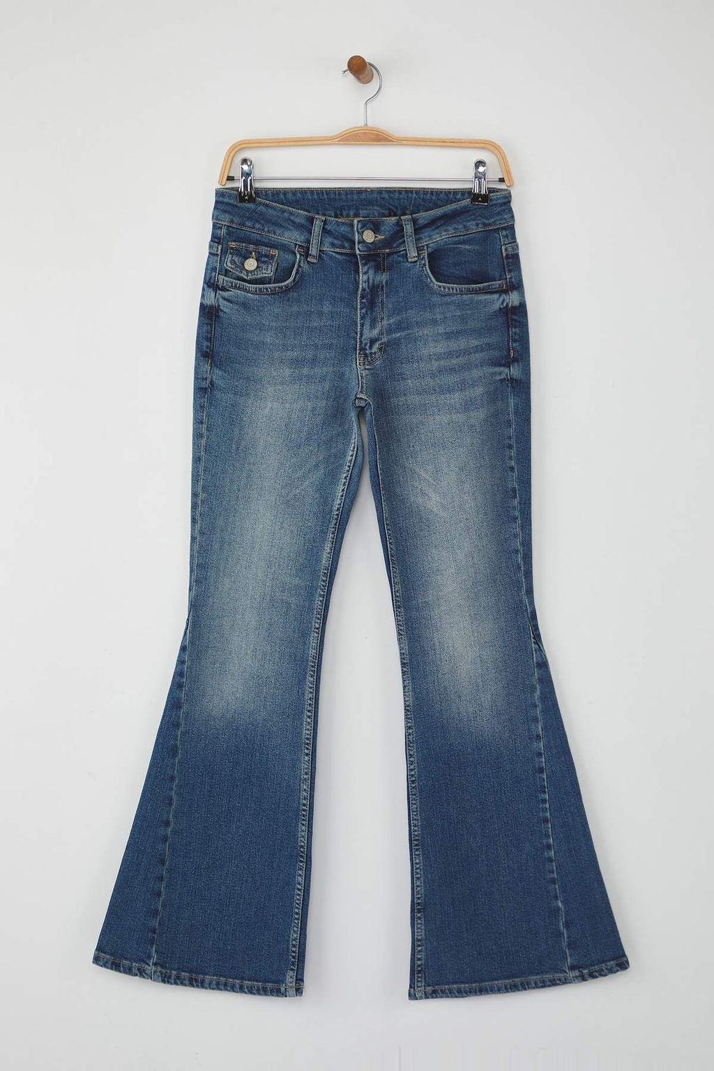 Mavi Dikis Detayl? Dusuk Bel Flare Jeans TWOAW26JE00043 - Trendyolmilla фото 5