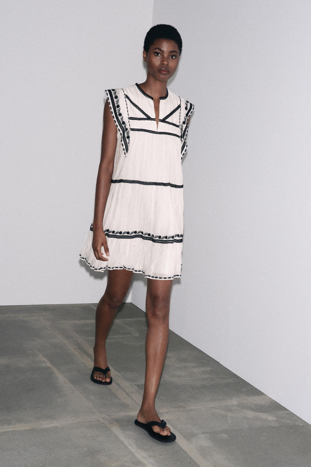 ZW COLLECTION EMBROIDERED SHORT DRESS - Zara фото 9