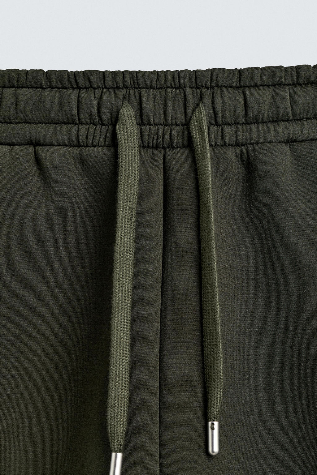 PLEATED NEOPRENE-EFFECT LONG BERMUDA SHORTS - Zara фото 8