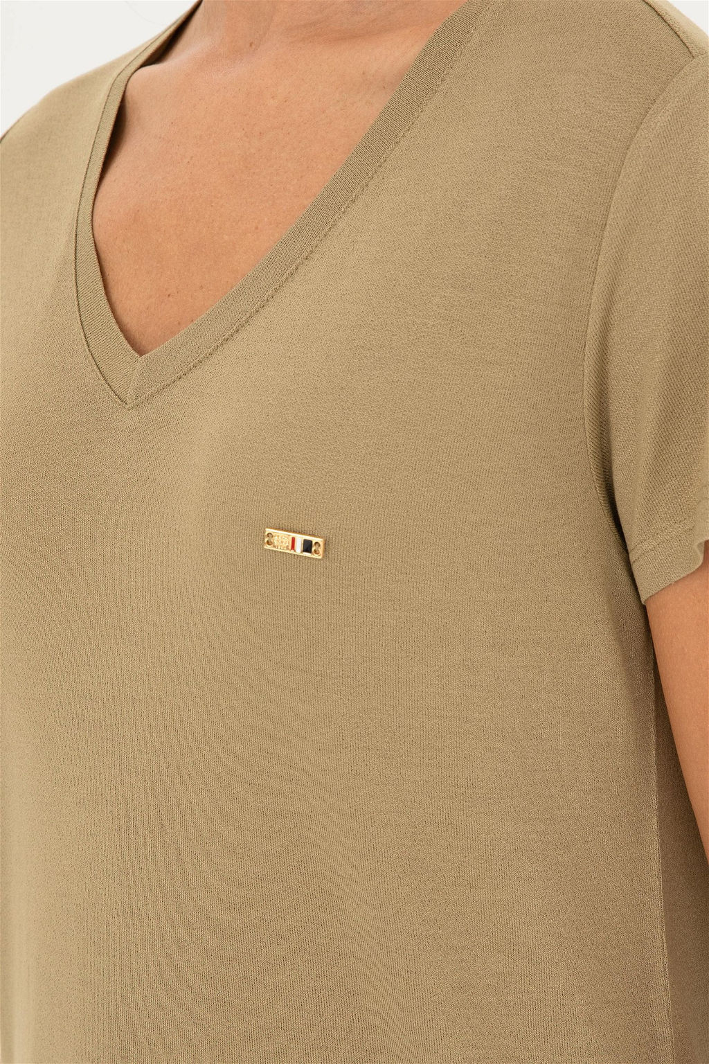 U. S. Polo Assn / Женская футболка цвета хаки с v-образным вырезом - U.s. polo assn фото 7