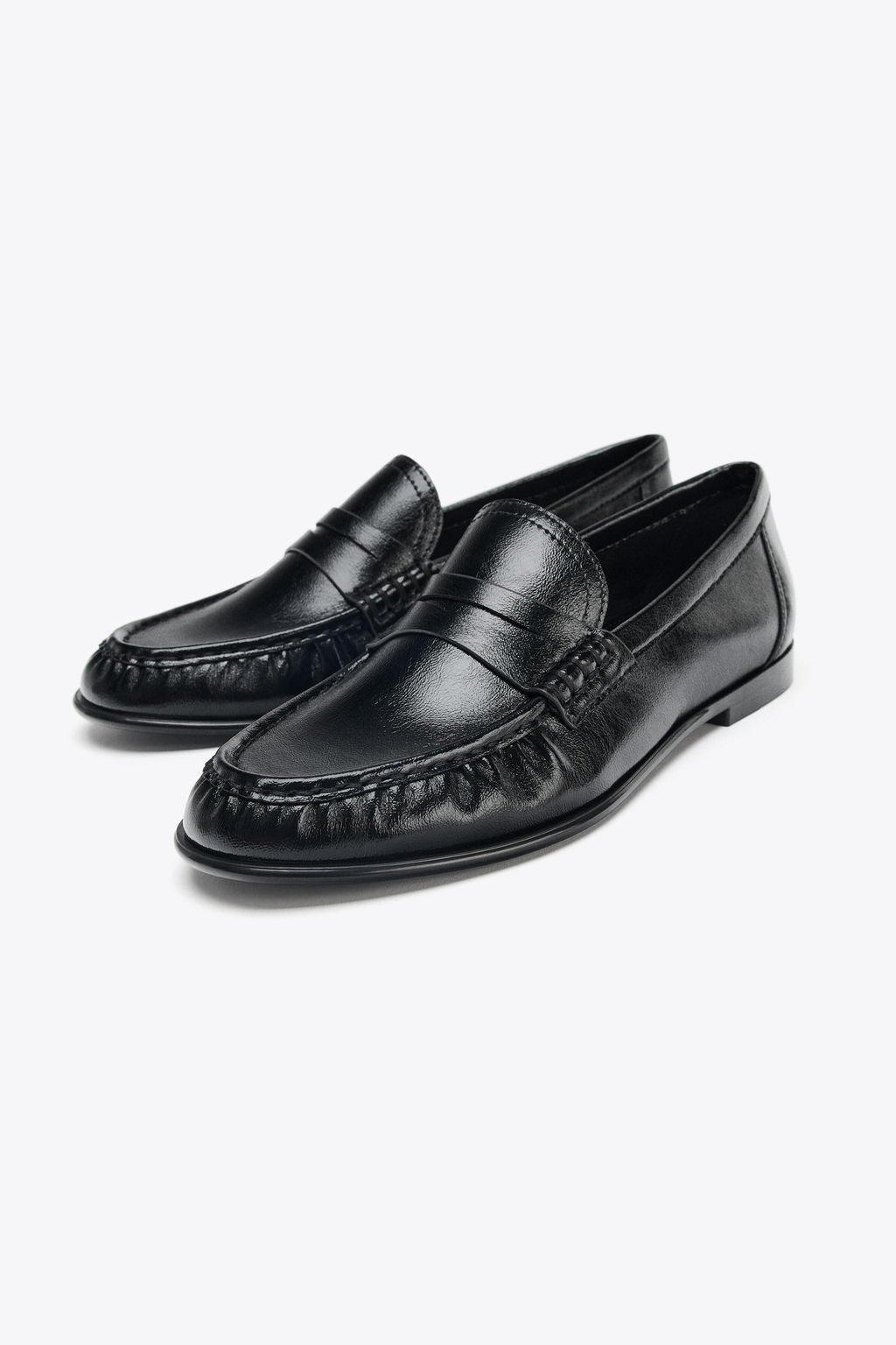 SOFT GATHERED LOAFERS
