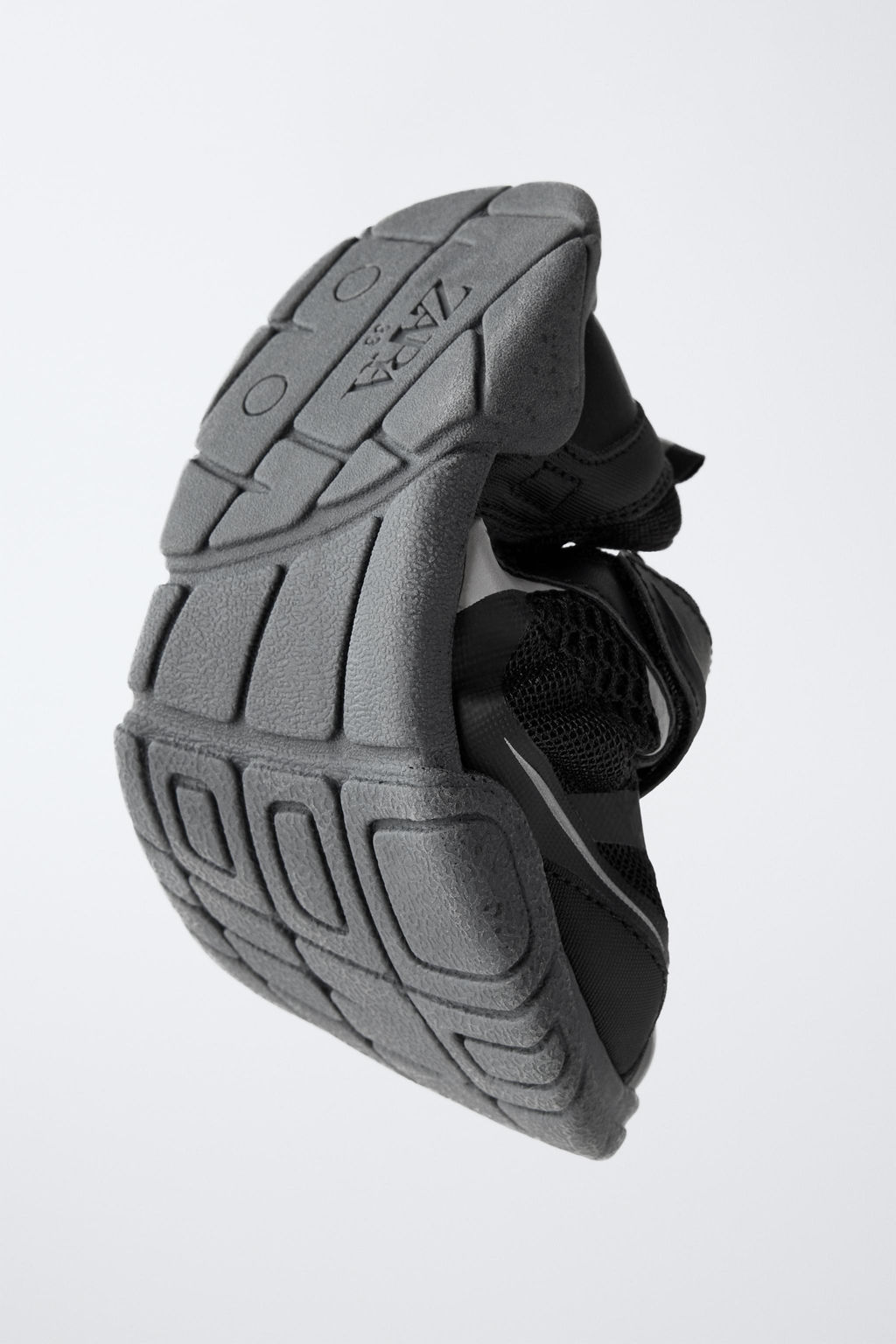 BAREFOOT TRAINERS - Zara фото 3