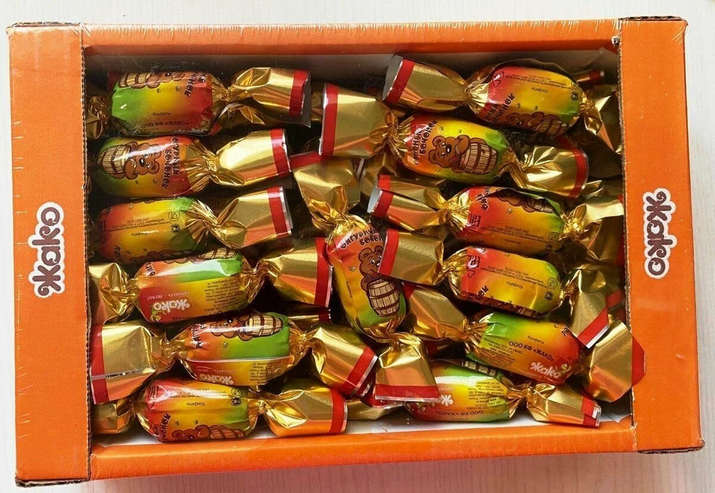 Фигурный бочонок мини (бело-золотой этикет с мишкой) 0,5 кг /Жако/