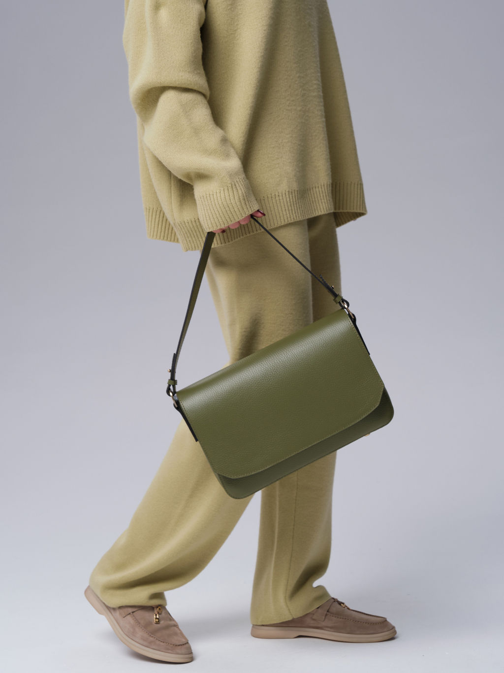 Сумка на плечо Deboro 30512 зеленая водоросль