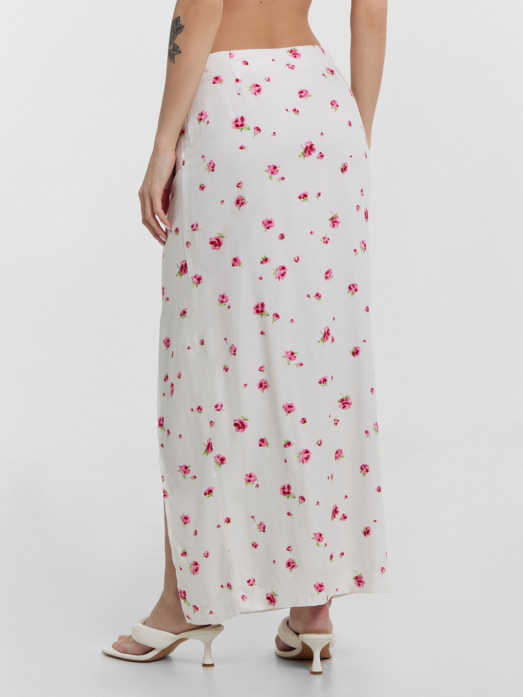 Юбка женская белая с цветочным принтом - Mark formelle фото 4