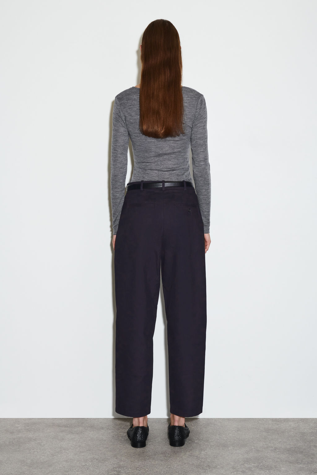 CHINOS DE ALGOD?N BARREL LEG - H&m фото 5