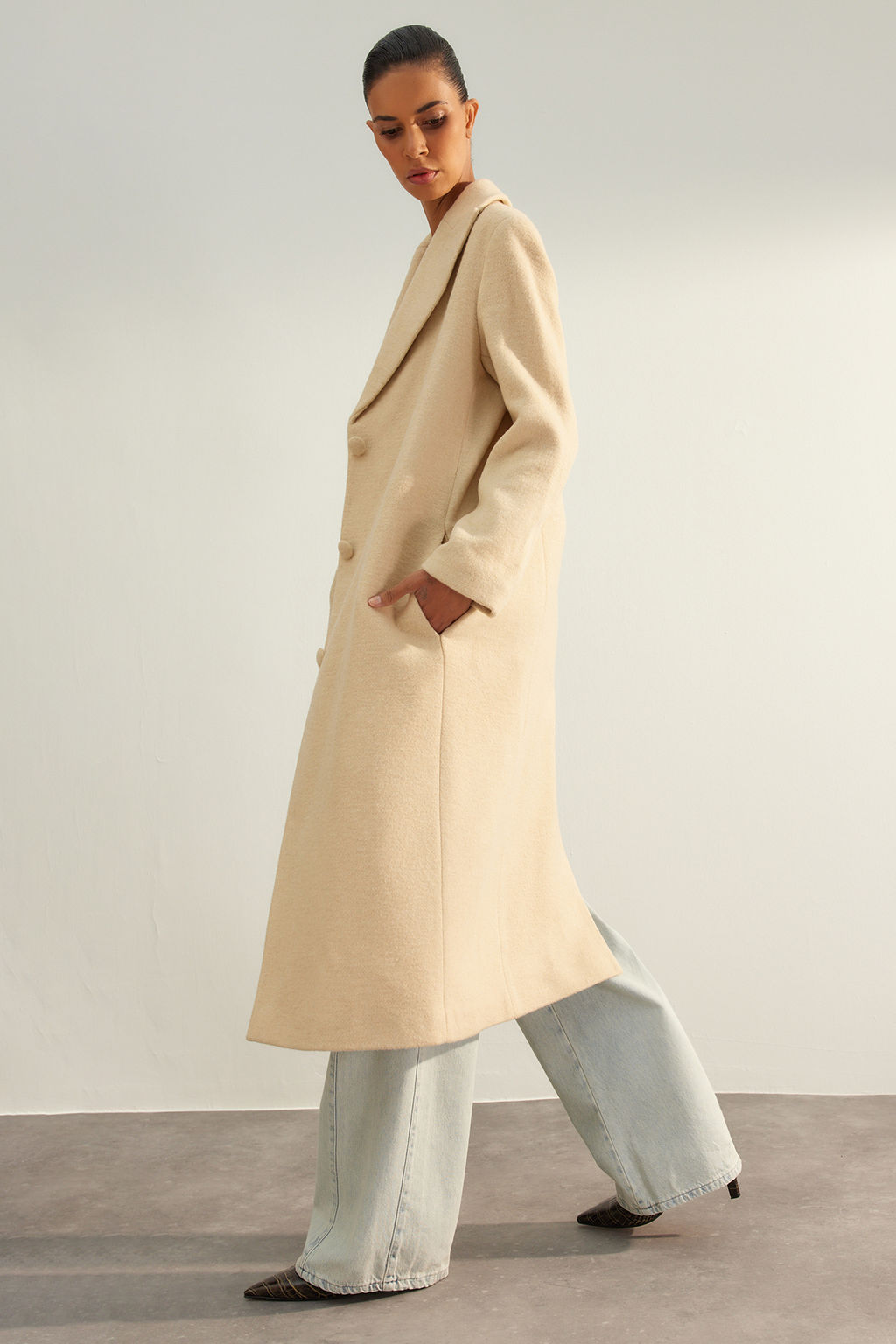 Trendyolmilla Tas Oversize Genis Kesim Yunlu Kaban TWOAW24KB00162  фото 2