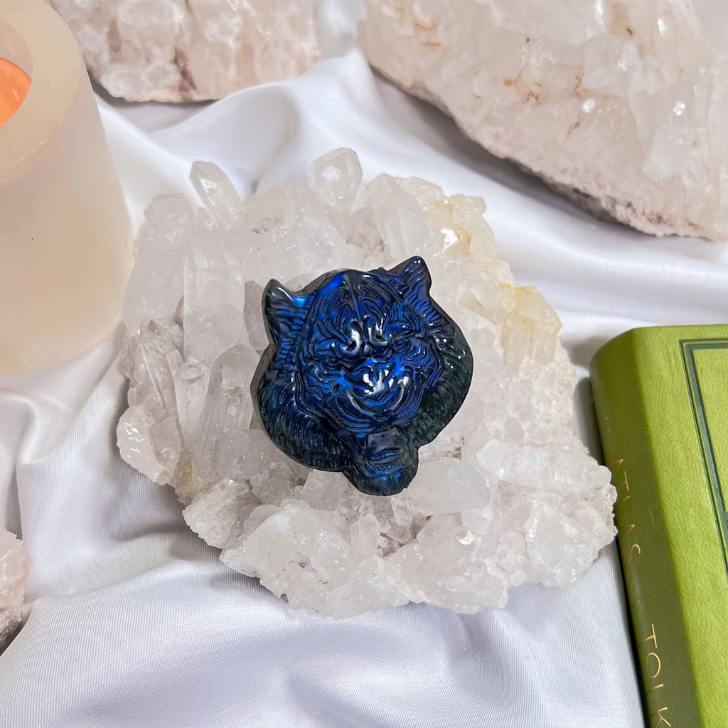 Фигурка резная Лиса "Кицунэ" из Лабрадора