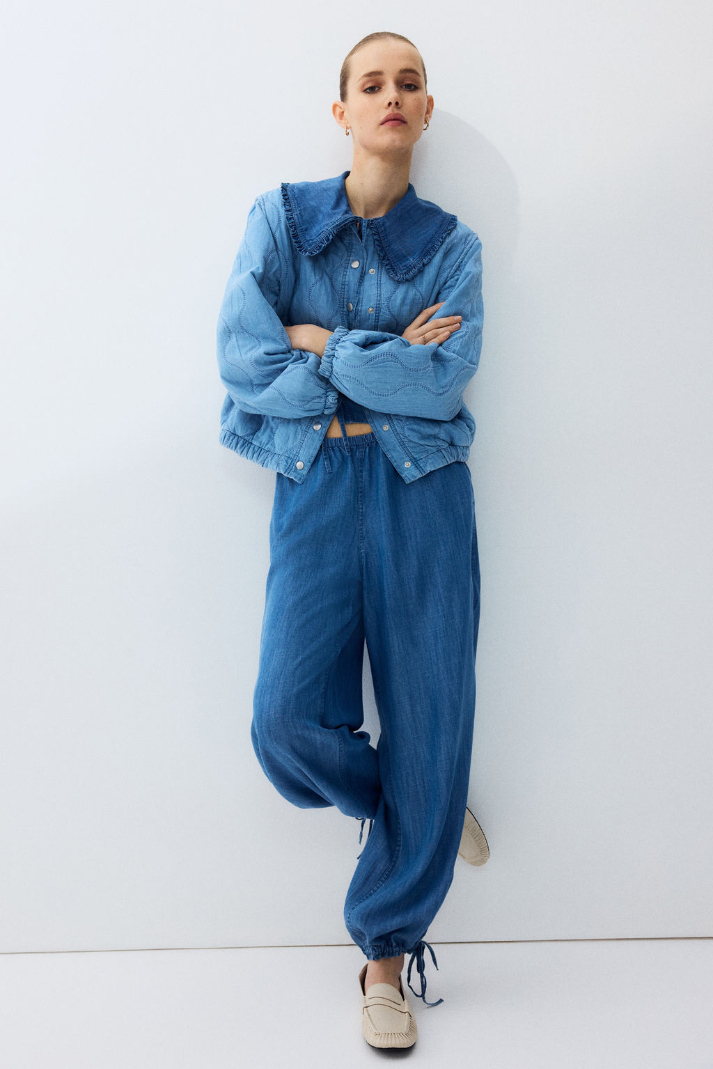 Pantal?n denim con cord?n de ajuste - H&m фото 2