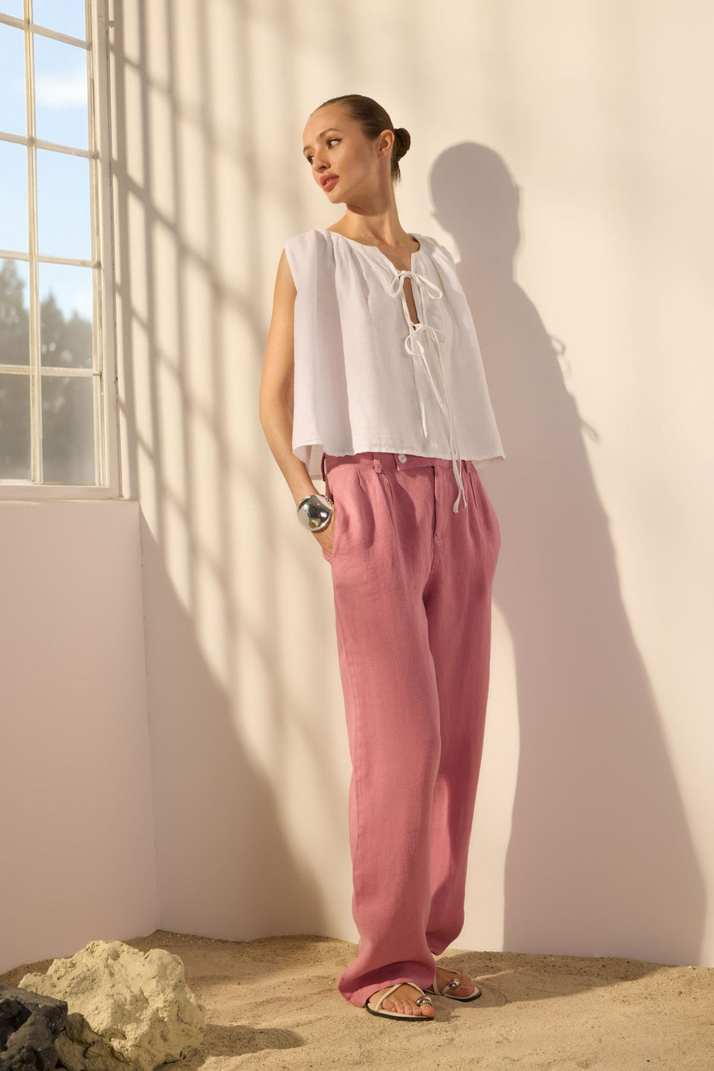 Gul Kurusu %100 Keten Pileli Yuksek Bel Wide Leg Pantolon TWOSS24JE00245
