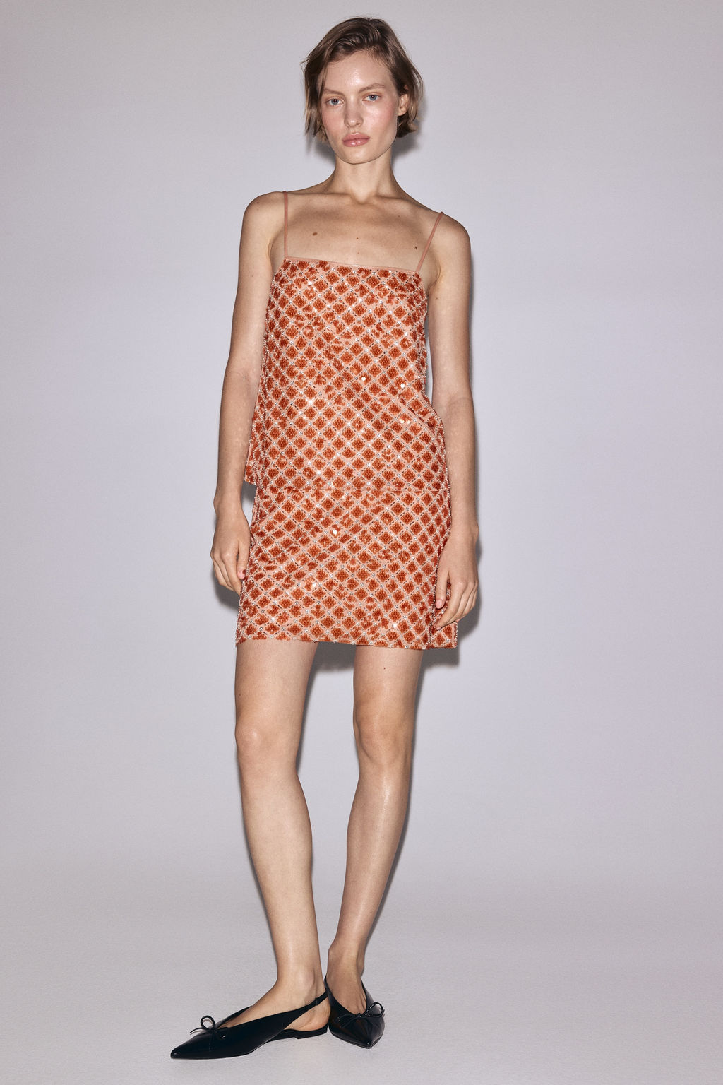 Top de tirantes espagueti con detalles decorativos - H&m фото 5