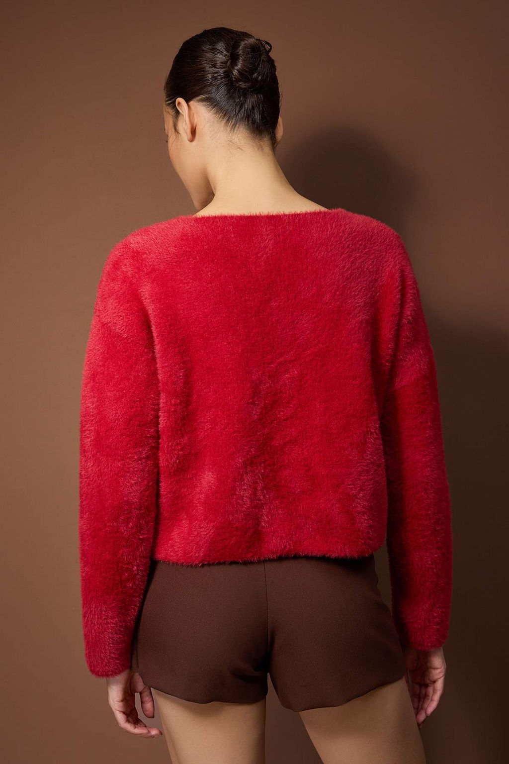 K?rm?z? Mucevher Dugme Detayl? Yumusak Dokulu Triko H?rka TWOAW26HI00293 - Trendyolmilla фото 4