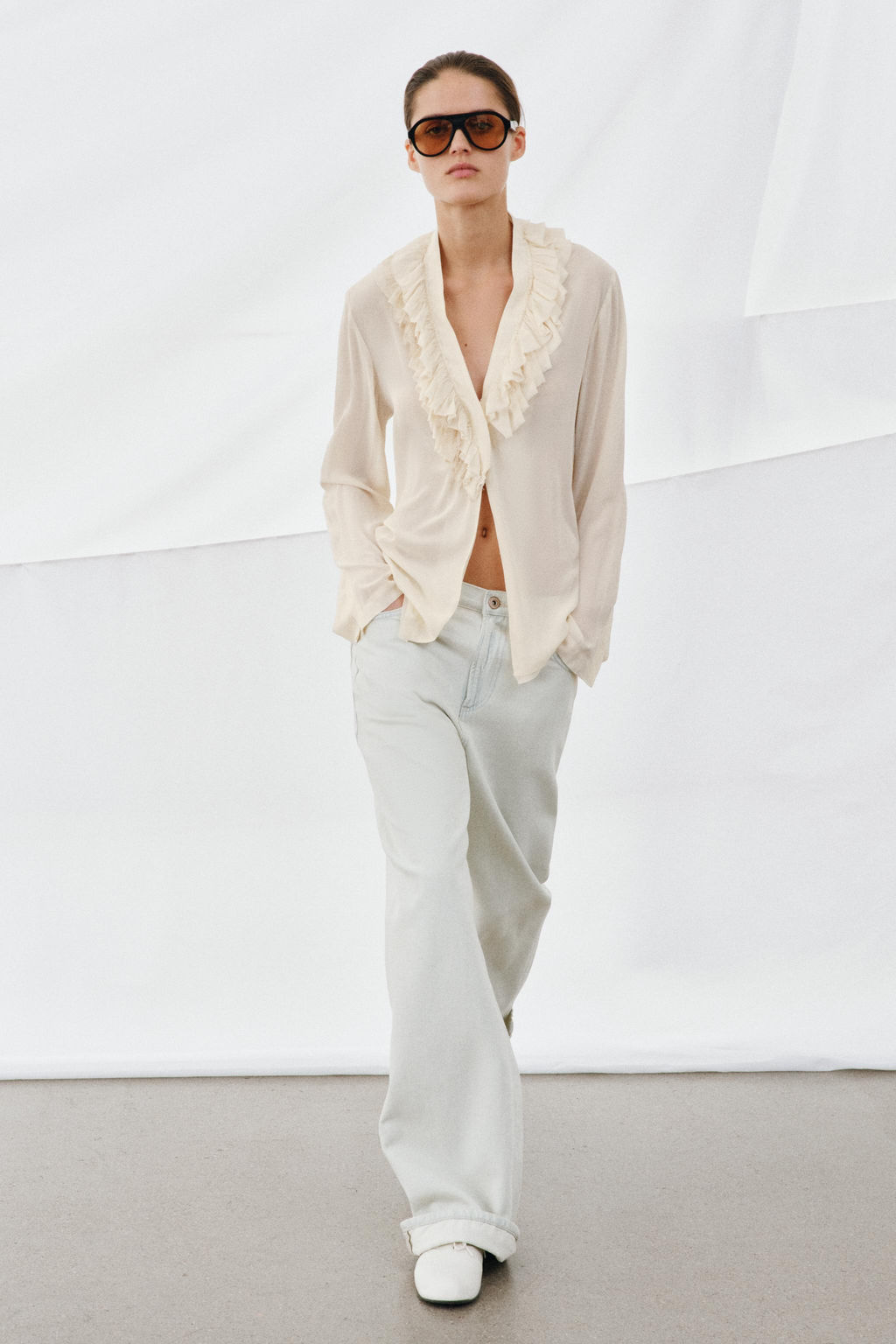 ZW COLLECTION LIMITED EDITION FLOWING RUFFLED SHIRT - Zara фото 11