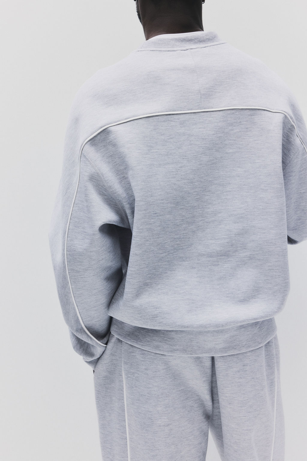 Sudadera de deporte con DryMove Oversized Fit - H&m фото 7