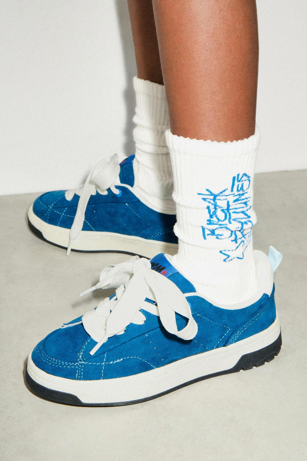 3-PACK OF GRAFFITI TEXT SOCKS