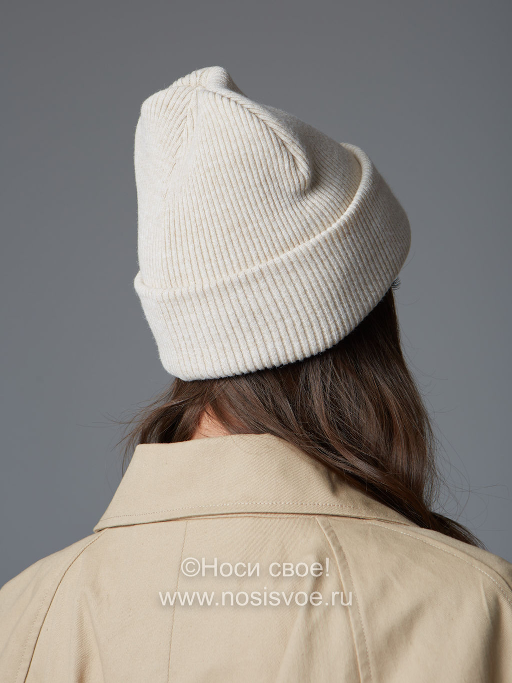 АМ256 Шапка женская (светло-бежевый)