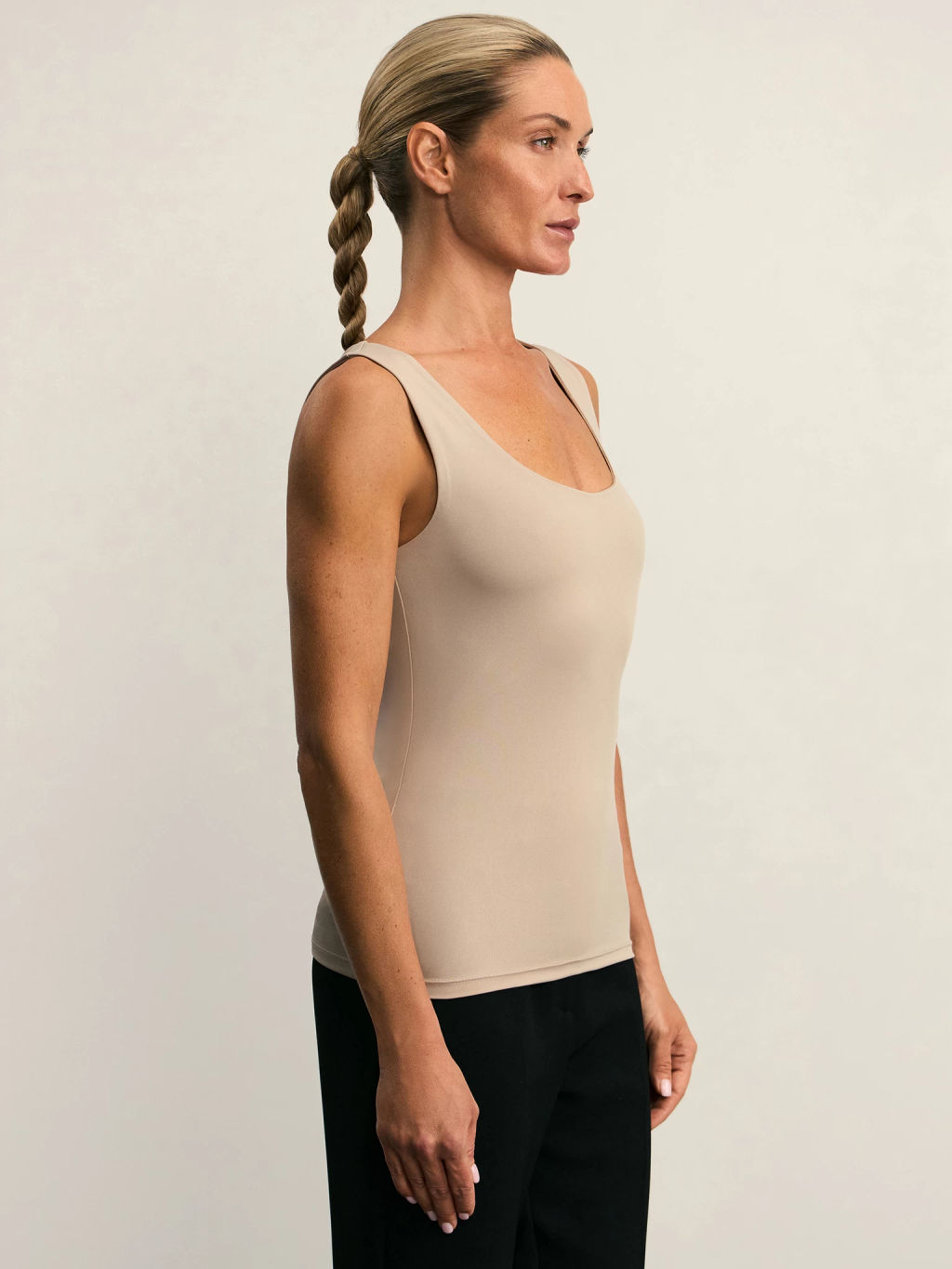 Базовый топ с широкими бретелями / Zarina  фото 4