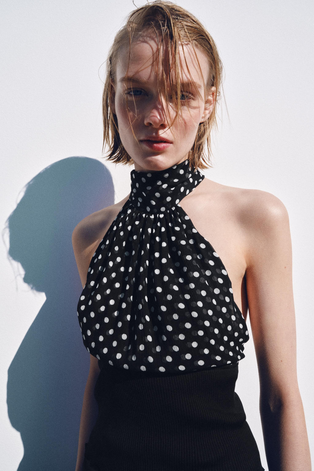 TOP HALTER LUNARES / Blanco / Negro - Zara фото 4