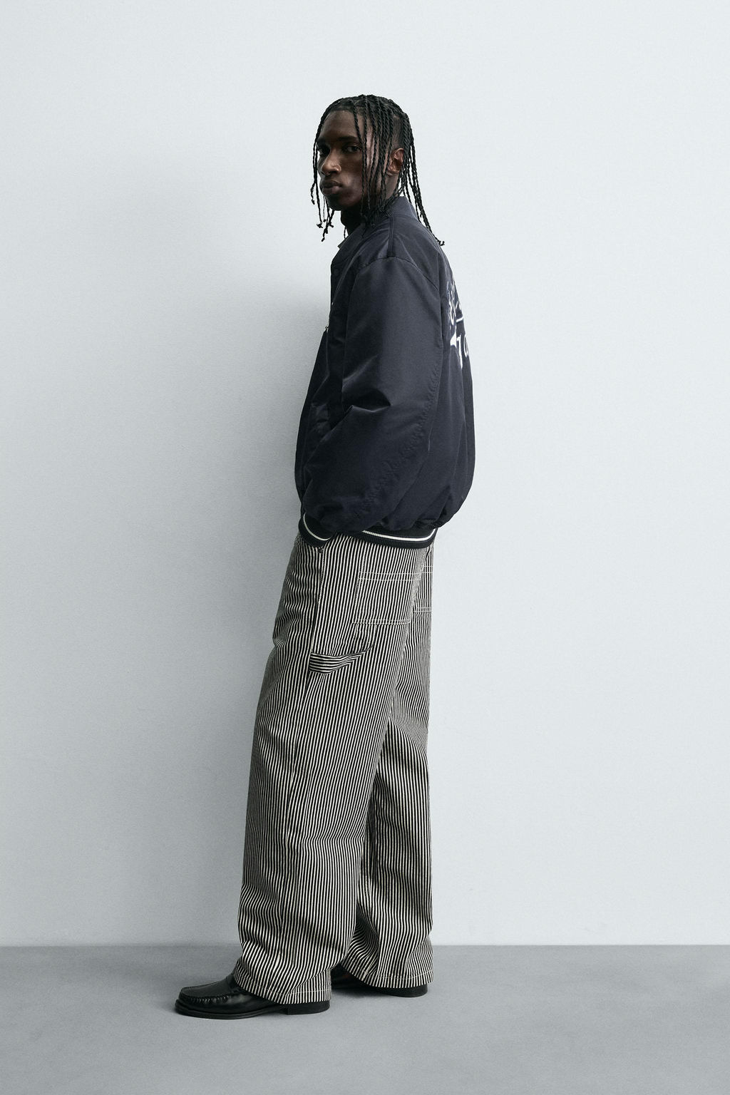 CONTRAST EMBROIDERY BOMBER JACKET - Zara фото 4