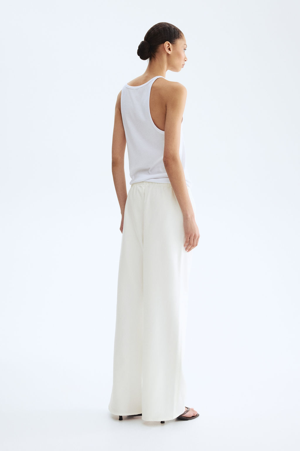 Pantal?n denim con cord?n de ajuste - H&m фото 11