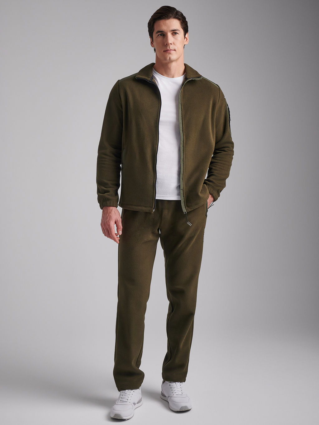 Спортивный костюм мужской 111M-RR-1816 RED-N-ROCKS