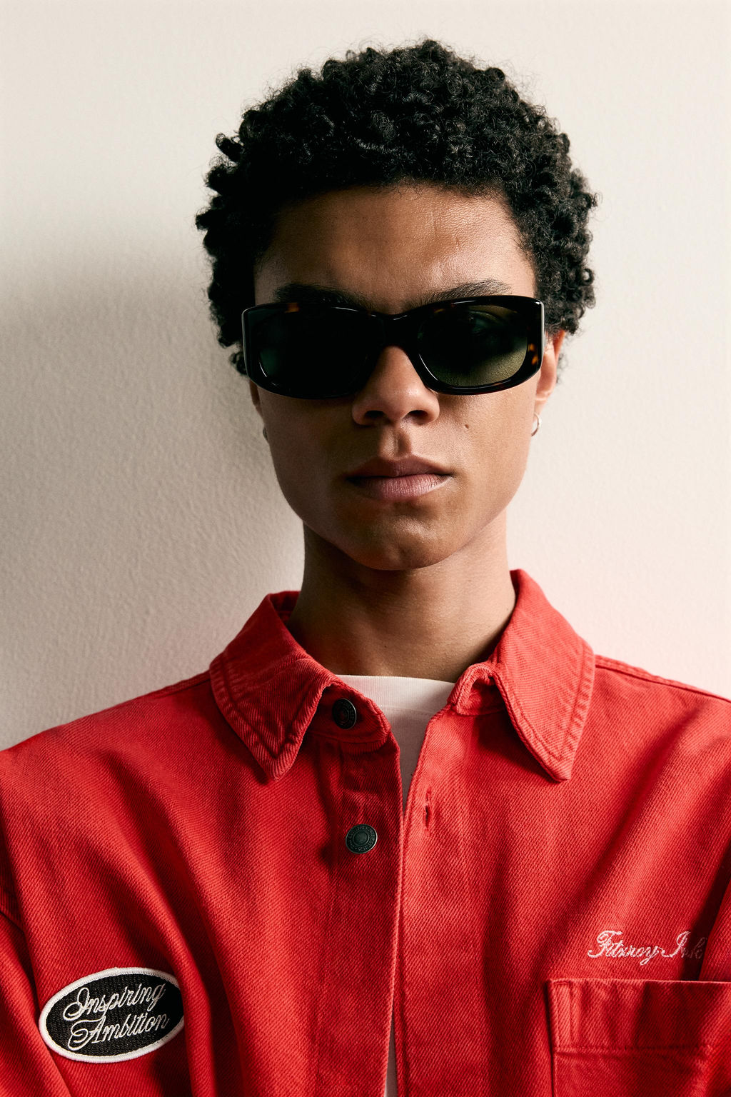 SOBRECAMISA BOXY FIT BORDADO PARCHES / Rojo - Zara фото 7