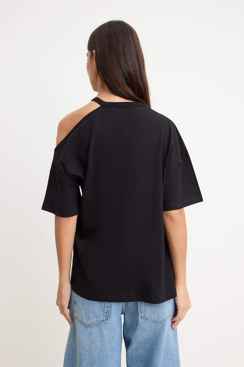 Siyah Duz Oversize Bisiklet Yaka Dusuk Kol K?sa %100 Pamuk Orme T-Shirt TWOSS26TS00204 - Trendyolmilla фото 4
