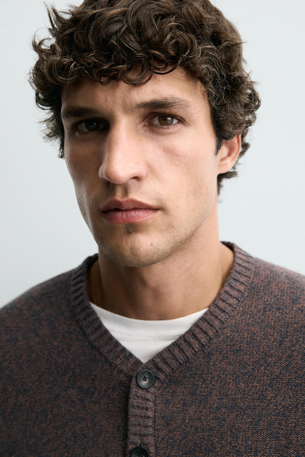 BUTTON-UP V-NECK SWEATER