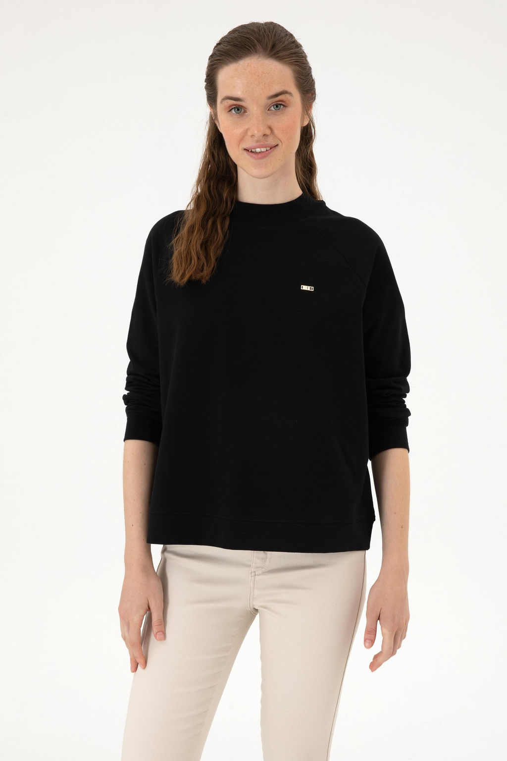 Kad_n Siyah Regular Bisiklet Yaka Basic Sweatsh_rt