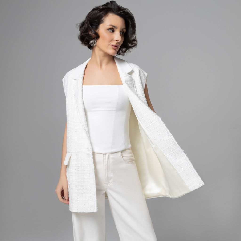 Жилет , в котором выглядишь дорого, Карьерный взлет (античный белый) - Charutti фото 6