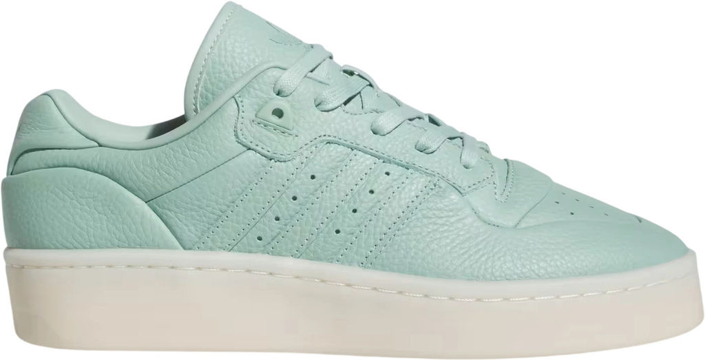 Кроссовки взрослые