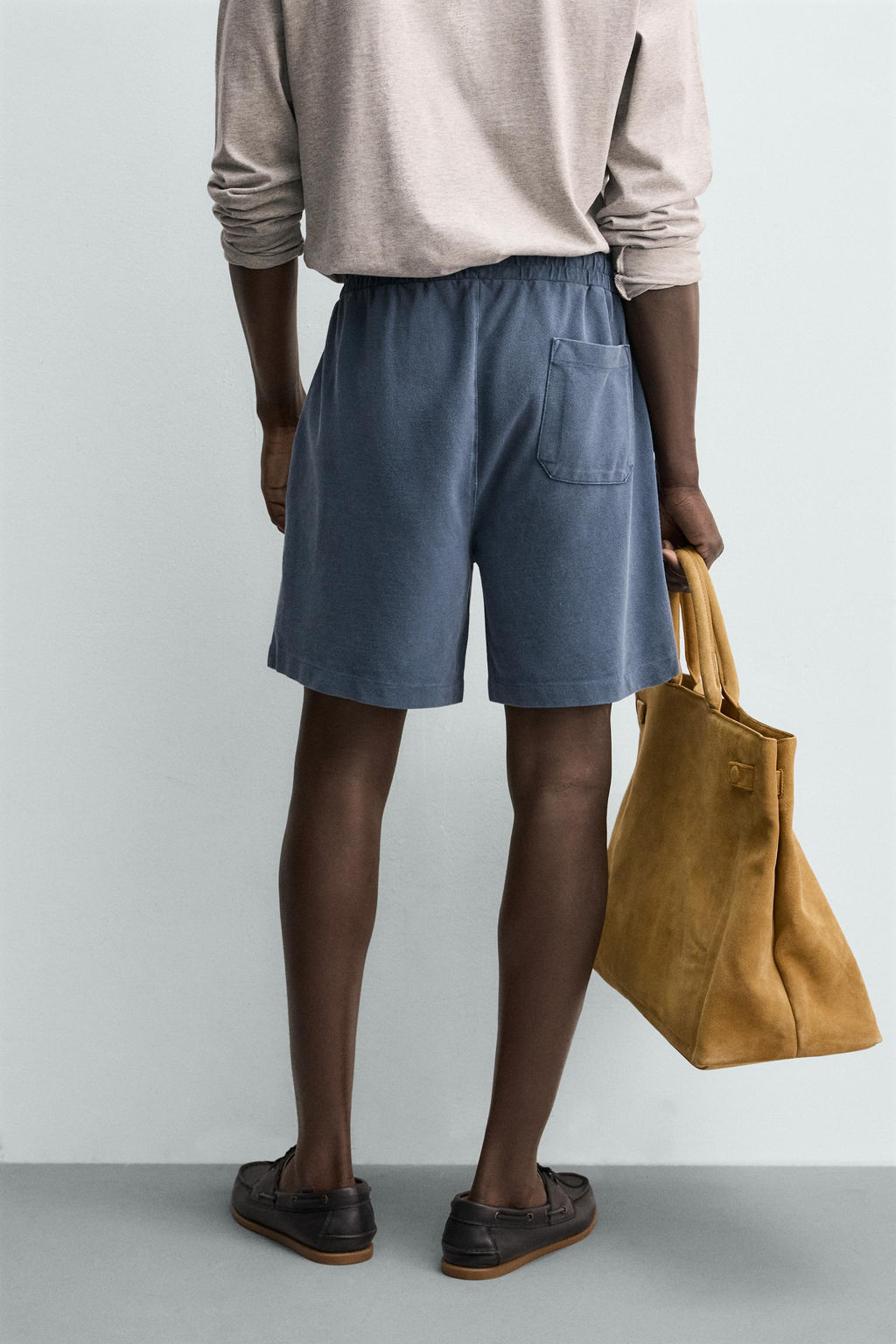 BERMUDA PIQU? REGULAR FIT LAVADO / Azul