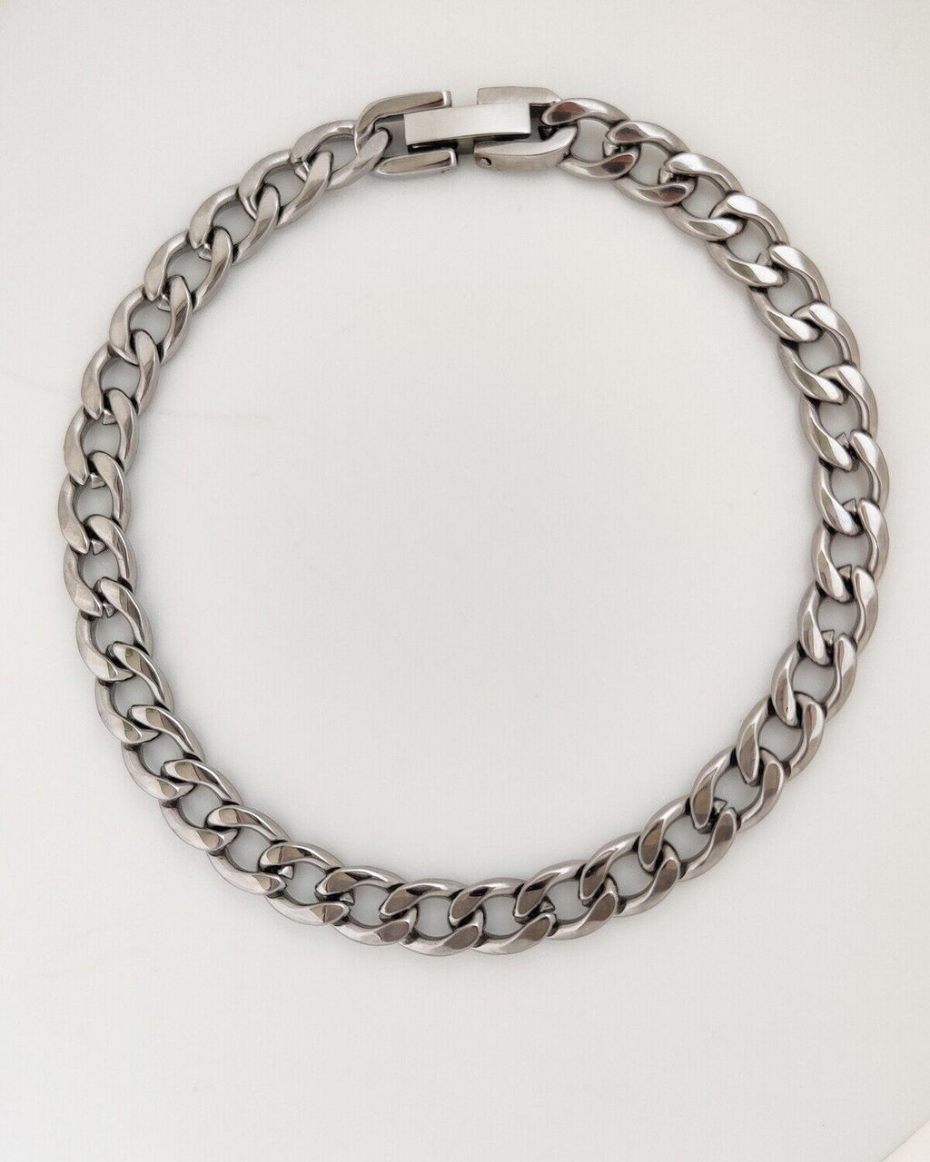 Браслет из стали