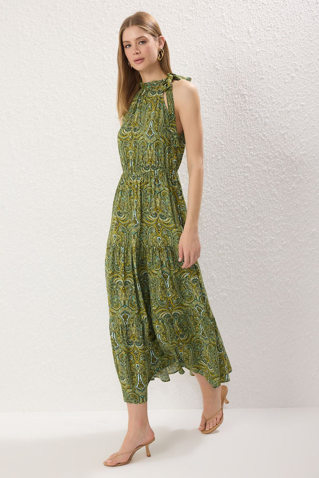 TRENDYOLMILLA Lacivert Cicekli Duz Kesim Volanl? Maxi Dokuma Elbise TWOSS25EL00564  фото 6