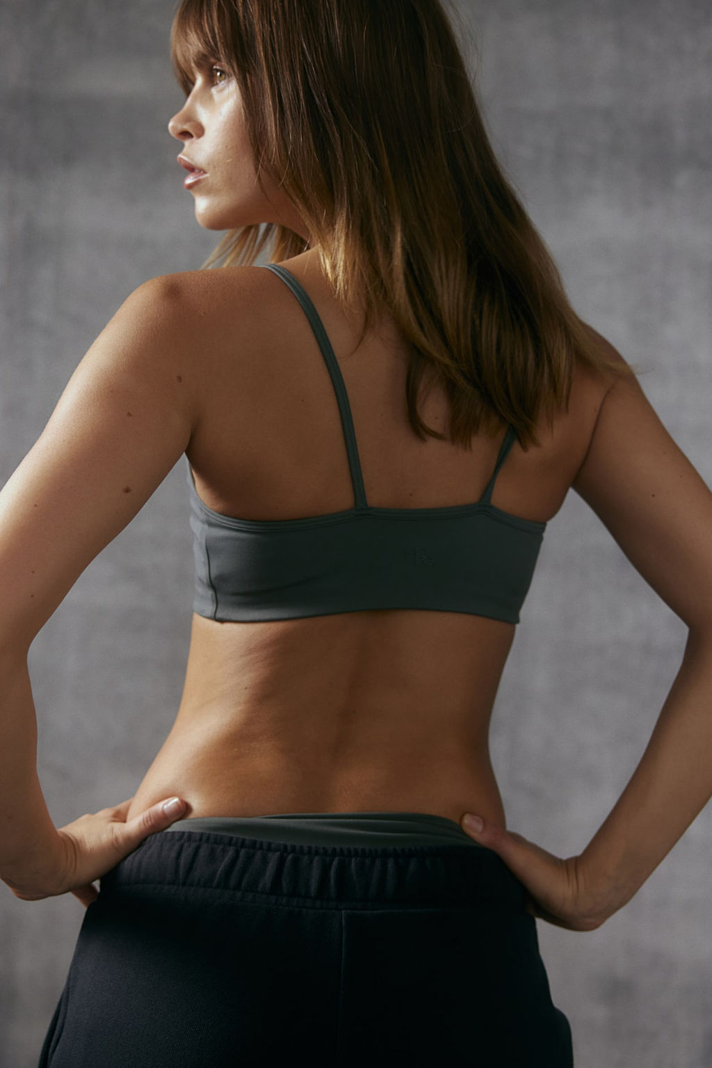 Sujetador de deporte en DryMove Light Support - H&m фото 5