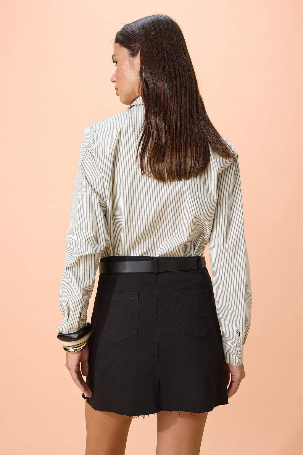 Siyah Gabardin Kemerli K?sa Etek TWOSS26ET00084 - Trendyolmilla фото 4