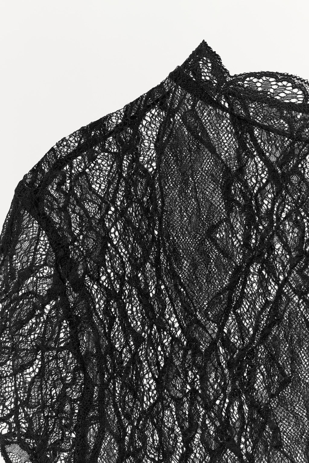 TOP CROP ENCAJE / Negro - Zara фото 4
