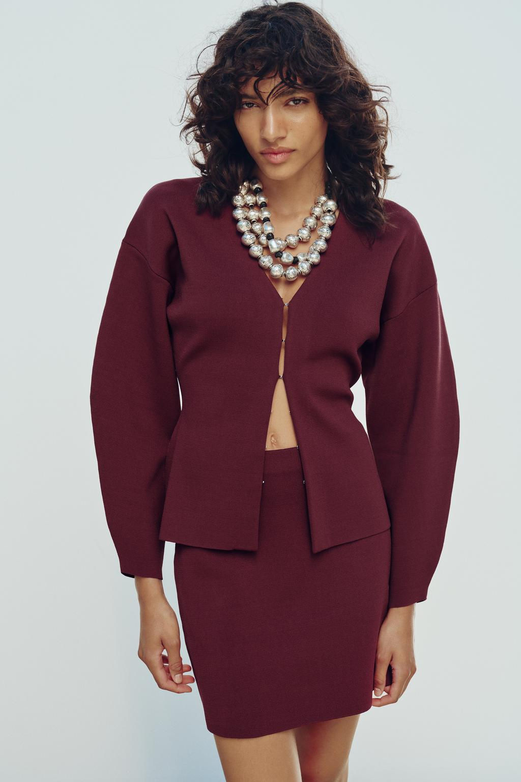 PLAIN KNIT FITTED CARDIGAN