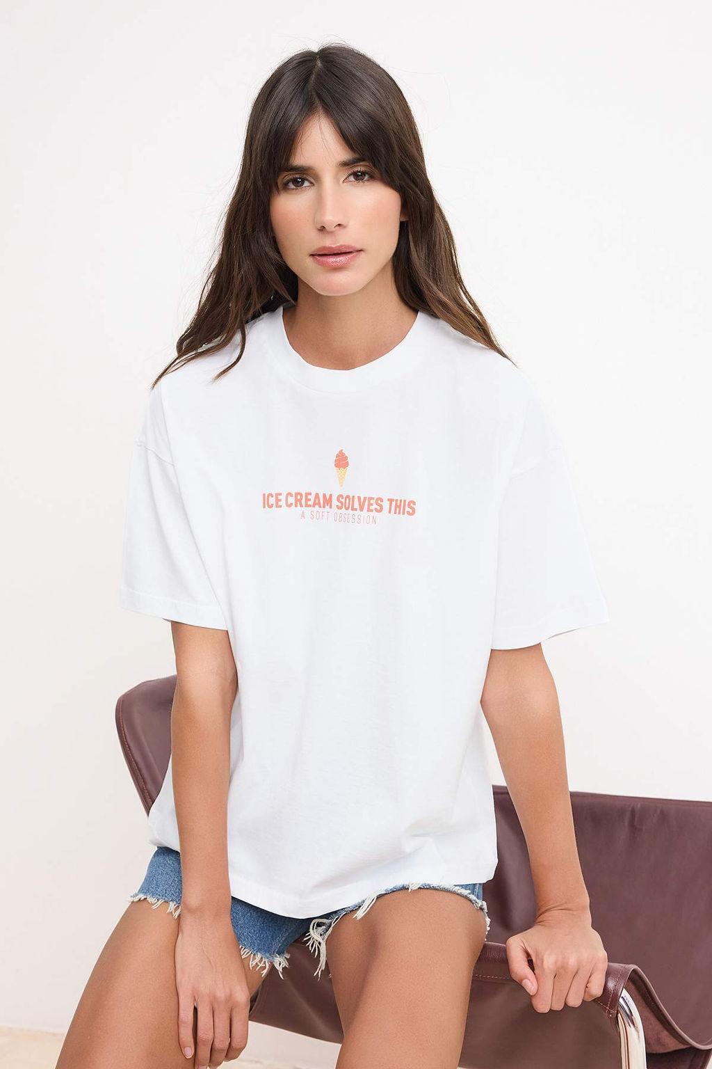 Ekru Bask?l? Oversize/Genis Kal?p Dusuk Kol K?sa Kollu %100 Pamuk Orme T-Shirt TWOSS26TS00156 - Trendyolmilla фото 2
