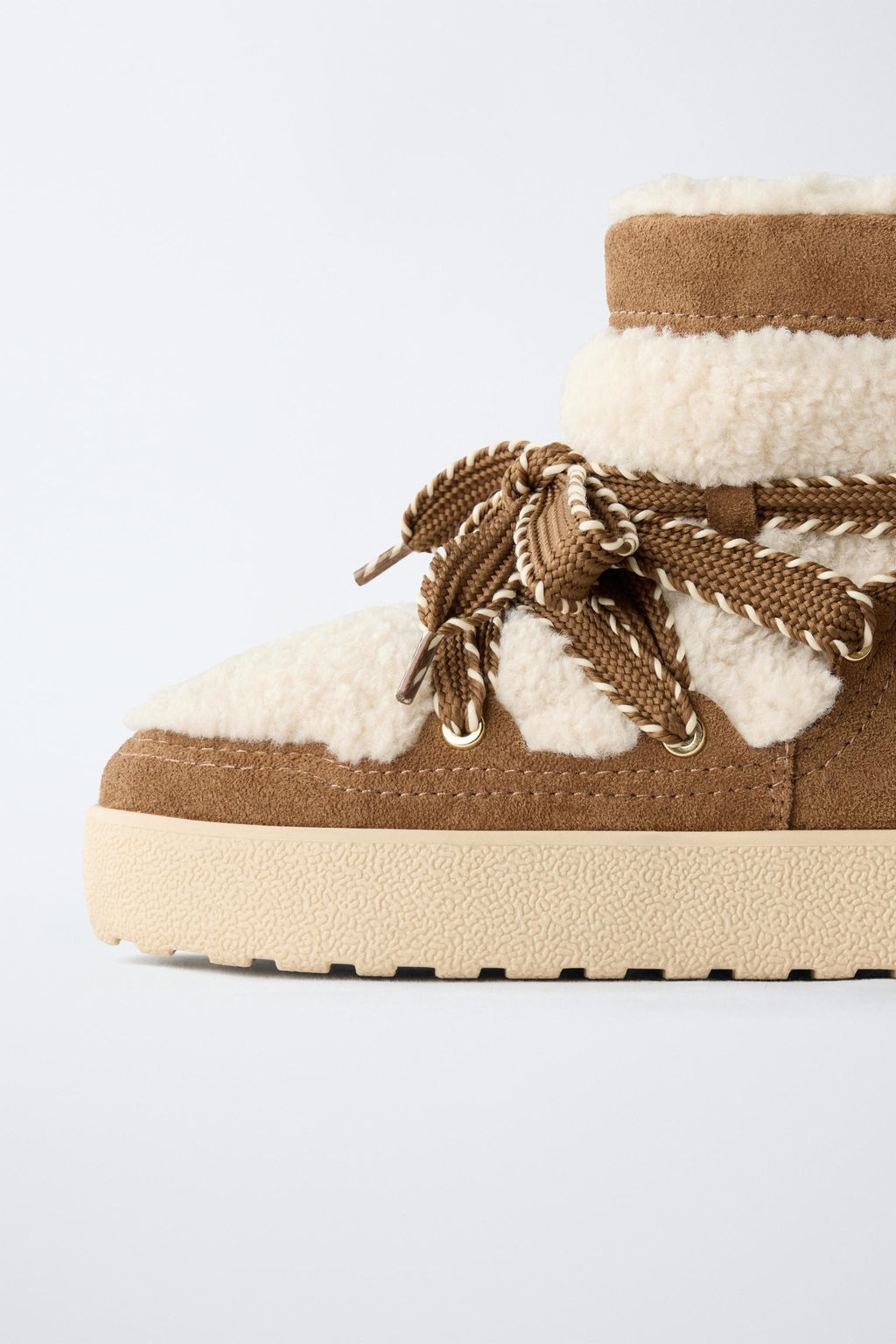 COMBINED FAUX SHEARLING ANKLE BOOTS - Zara фото 7