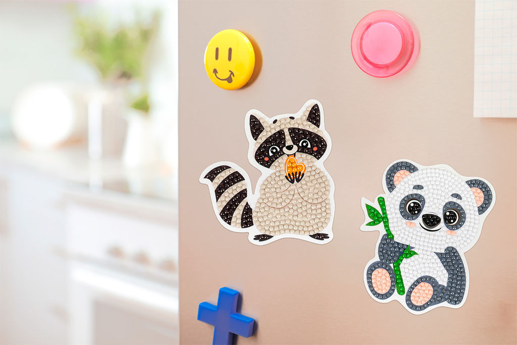 Кристальная (алмазная) мозаика ФРЕЯ ALVM-090 магнит Панда 9 х 10 см