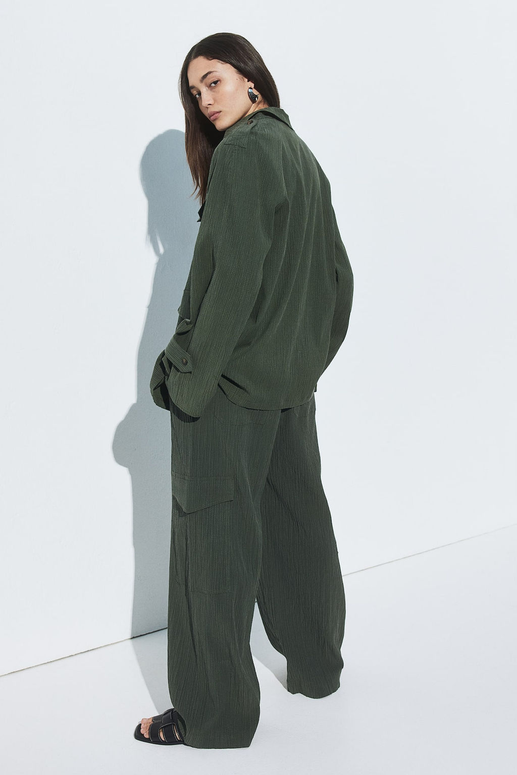 Camisa cargo con textura - H&m фото 5