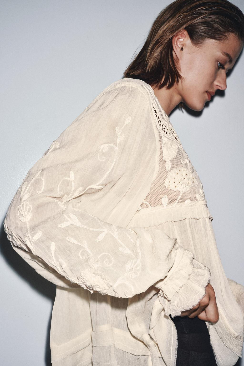 EMBROIDERED AND BEADED STRUCTURED BLOUSE - Zara фото 4