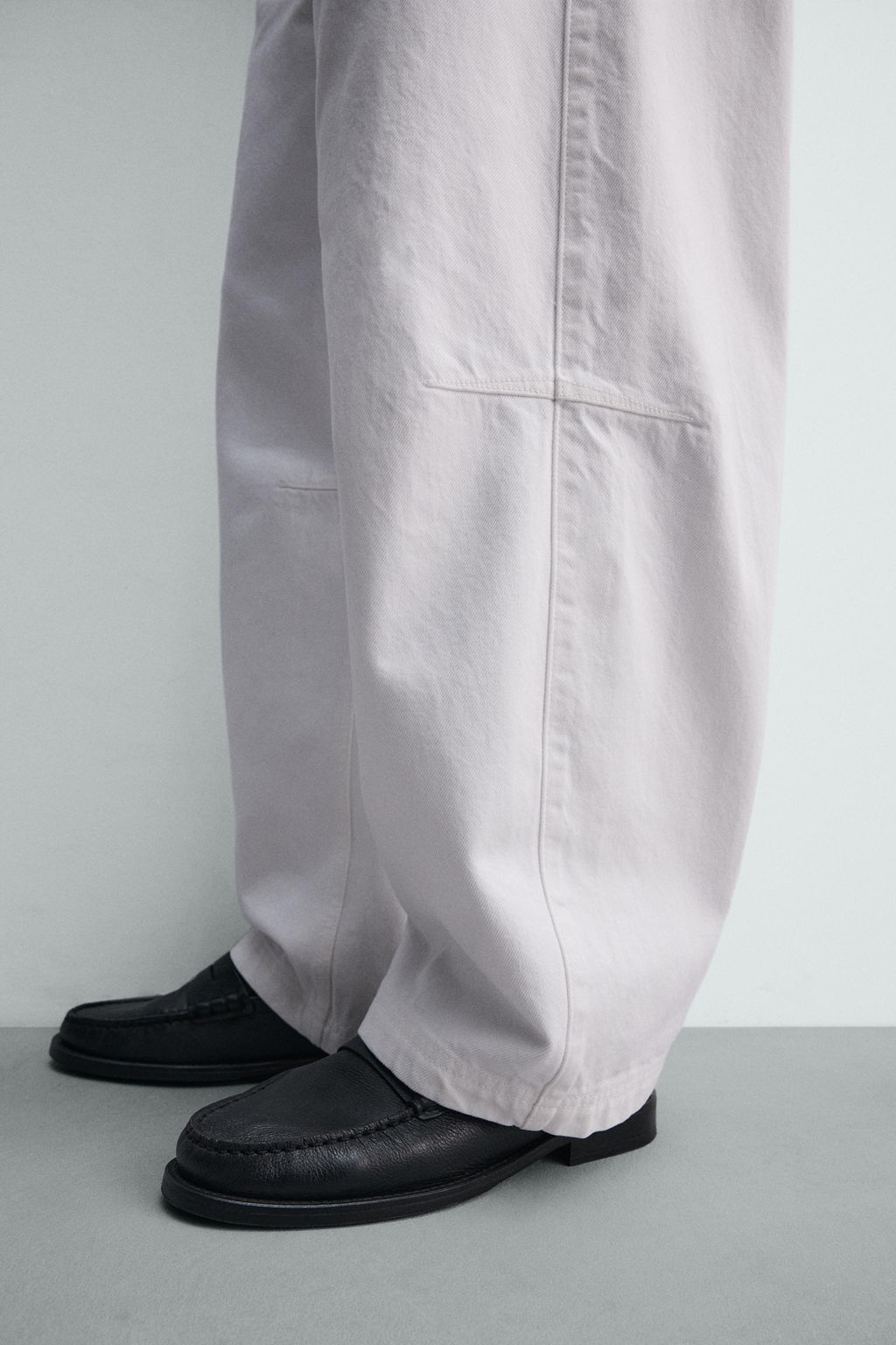 PANTAL?N BARREL FIT / Blanco