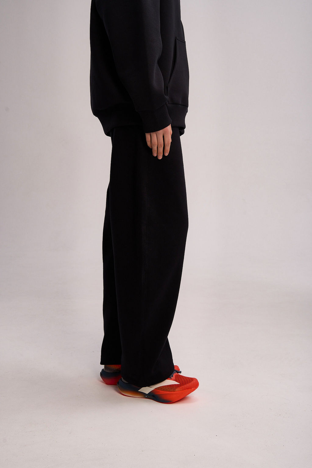 Брюки трикотажные Черный ANTA SKATE Knit Track Pants